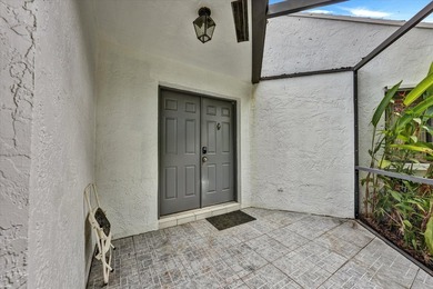 Welcome to this charming and beautifully upgraded 3-bedroom - photo 12
