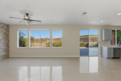Gorgeous view home in the prestigious Eagle Glen community with - photo 15