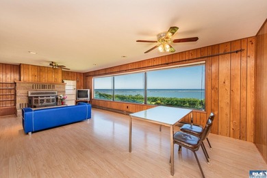 Rare, stunning waterfront property ready for your remodel - photo 15