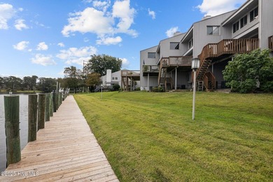 Wake up each morning to stunning panoramic views of the Trent - photo 23
