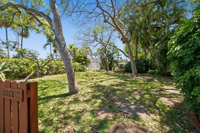 Amazing Opportunity to own a home in this small, friendly - photo 28