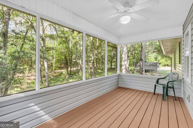 Charming 3-bedroom, 2.5-bath ranch home situated on a spacious 1 - photo 30