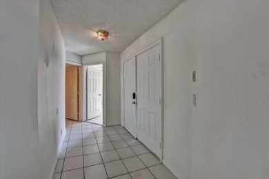 Welcome to this charming and beautifully upgraded 3-bedroom - photo 31