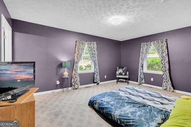 Charming 3-bedroom, 2.5-bath ranch home situated on a spacious 1 - photo 32