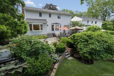 The brick driveway and lovely porch welcome you to this turnkey - photo 32