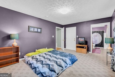 Charming 3-bedroom, 2.5-bath ranch home situated on a spacious 1 - photo 33