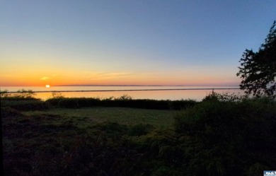 Rare, stunning waterfront property ready for your remodel - photo 40