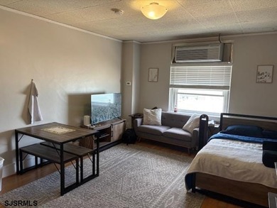 Fantastic views of ocean & boardwalk from this pristine studio - photo 5