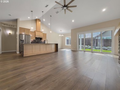 Welcome to this beautifully crafted new construction home, ready - photo 5