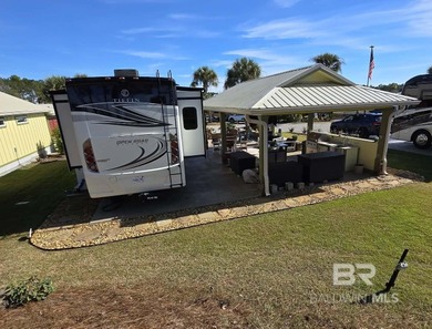 Luxury Class A (15 years or newer & 32' or greater in length) - photo 17