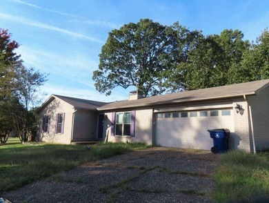 Willastein Lake Home For Sale in Maumelle Arkansas