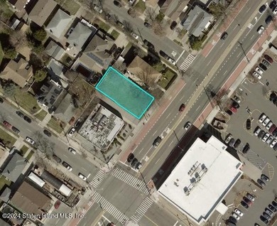 Great piece of land in prime New Dorp area. Please consult with - photo 1