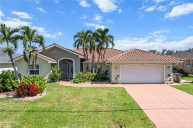 Cape Coral Lakes Area Home For Sale in Cape Coral Florida