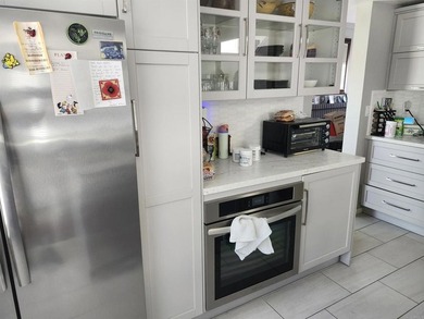 Welcome to this charming 3-bedroom, 2.5-bath home located in the - photo 8