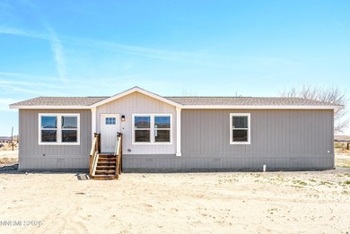 NEW, modern 3-bedroom, 2-bathroom home and a pole barn on a - photo 1