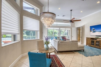 A private backyard oasis with a screened pool, outdoor kitchen - photo 17
