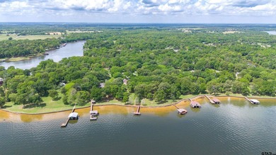 Set behind the gates of Brook Harbor on the renowned shores of - photo 8