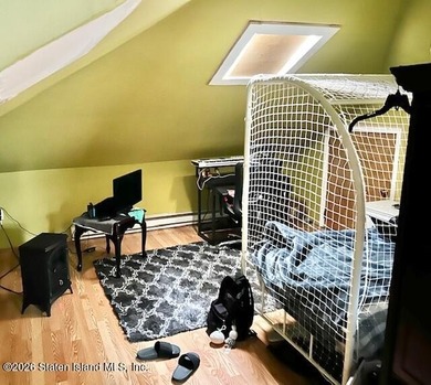 Spacious TwoFamily Home in the Heart of New Dorp Nestled in one - photo 31