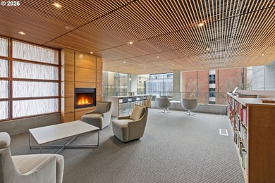 Stylish unit in a gleaming glass tower with stunning views of