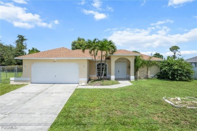 Cape Coral Lakes Area Home Sale Pending in Cape Coral Florida