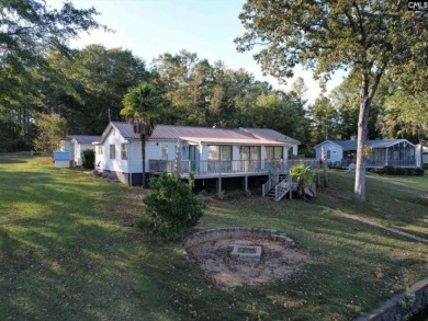 Lake Wateree Waterfront Home - Lake Home For Sale in Liberty Hill, South Carolina