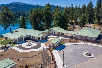 Waterfront Estate on the Pend Oreille River - Lake Home For Sale in Newport, Washington
