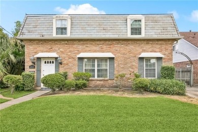 Lake Home For Sale in Metairie, Louisiana