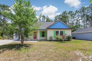 Boiling Spring Lake Home For Sale in Boiling Spring Lakes North Carolina