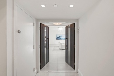 A truly rare offering in Boca Raton, this exquisitely reimagined - photo 40