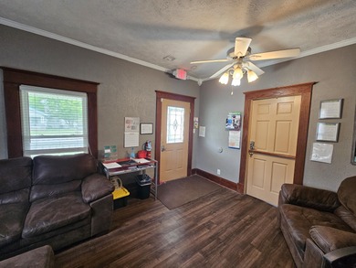 This is a very spacious office complex that can easily be made