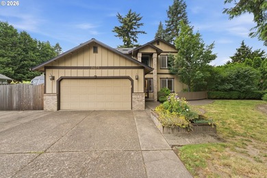 Welcome to this beautifully maintained, two-story traditional - photo 1