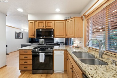 Welcome to this beautifully maintained, two-story traditional - photo 10