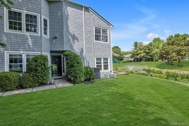 Welcome to 35 Lakebridge Drive South, a beautifully maintained - photo 2