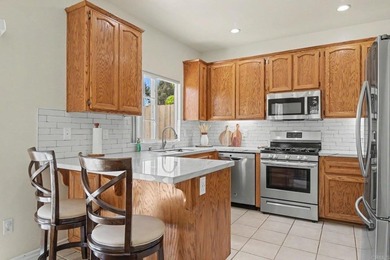 This inviting 3-bedroom, 2.5-bath home is located in the heart - photo 8