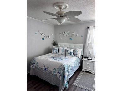 This is the Shore Drive condo that you've been waiting for!! - photo 14