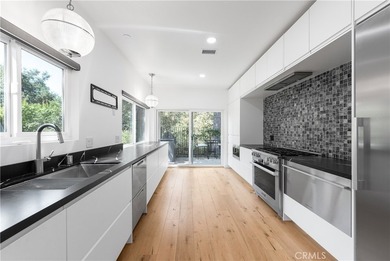 Welcome to this luxurious *Club View* townhouse nestled in an - photo 14
