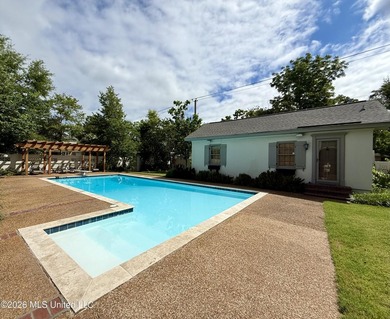 Nestled on Historic Grand Boulevard and surrounded by lush - photo 20