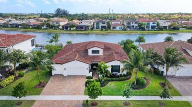 (private lake, pond, creek) Home For Sale in Boynton Beach Florida