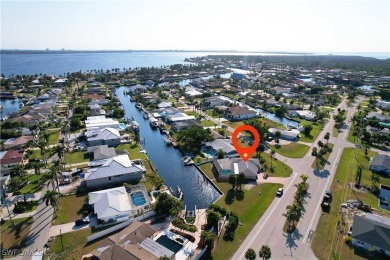 Caloosahatchee River Home For Sale in Cape Coral Florida