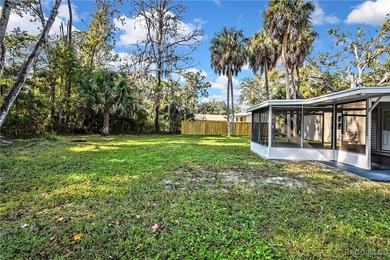 This beautifully renovated mobile home in Homosassa offers a - photo 34