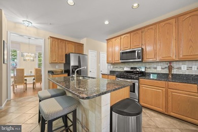 Tucked into a quiet cul-de-sac in the sought-after Northridge - photo 9