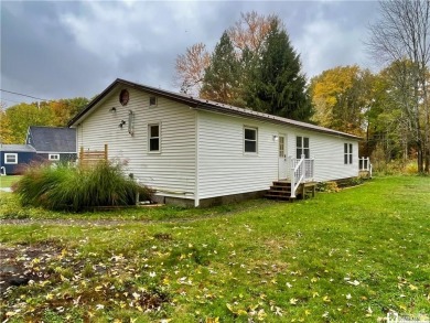 Chautauqua Lake Home Sale Pending in Ashville New York