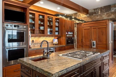 This spectacular home in Alpine Mountain Ranch began with - photo 12
