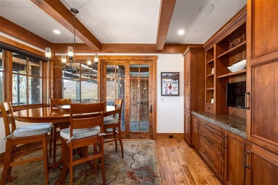 This spectacular home in Alpine Mountain Ranch began with - photo 14