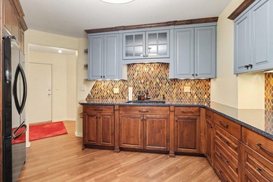 Rarely available THREE BEDROOM corner condo on the SKYWAY with a - photo 16