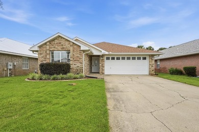 Want to live near the beach in Destin? Perfect Opportunity now - photo 1