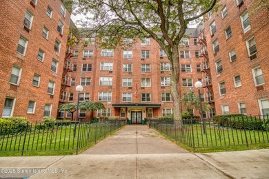 For the first time ever, this one-of-a-kind two-unit apartment - photo 1
