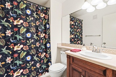 Rarely available THREE BEDROOM corner condo on the SKYWAY with a - photo 31