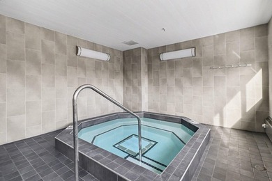 Rarely available THREE BEDROOM corner condo on the SKYWAY with a - photo 33