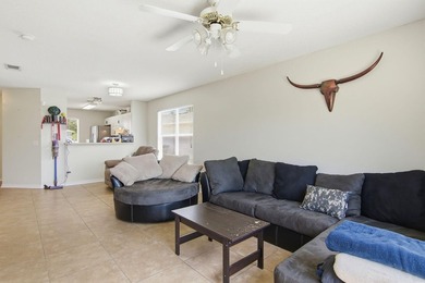 Welcome home to this cute and practical 3-bedroom, 2-bath HOME - photo 10